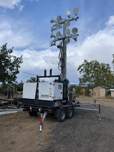 Used 16 LIGHT LARGE LIGHT TOWER