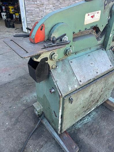 Used PIRANHA P2 IRONWORKER