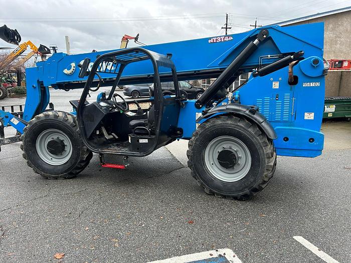 Used 2014 GENIE GTH-1056 TELEHANDLER REACH LIFT