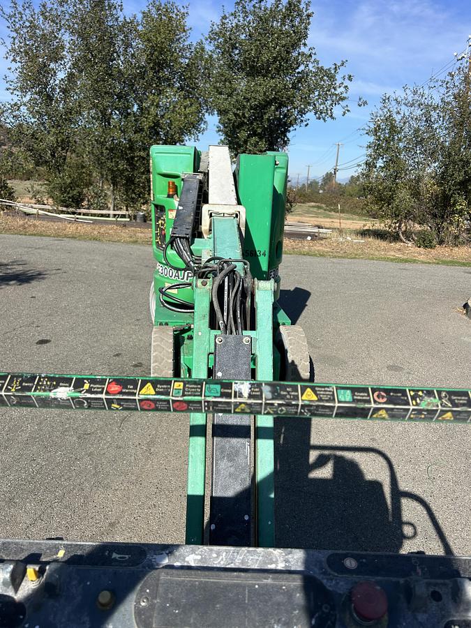 Used 2015 JLG E300AJP