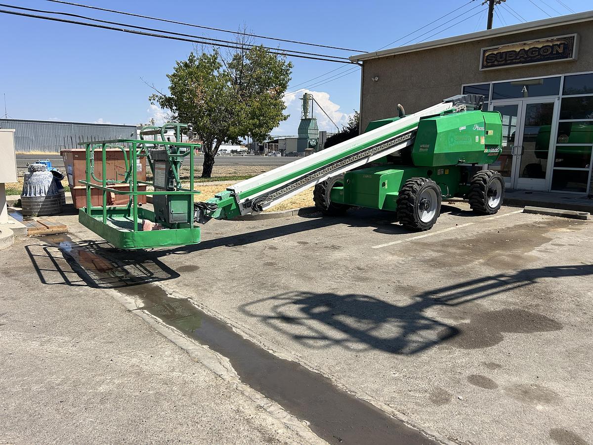 Used 2017 JLG 600S