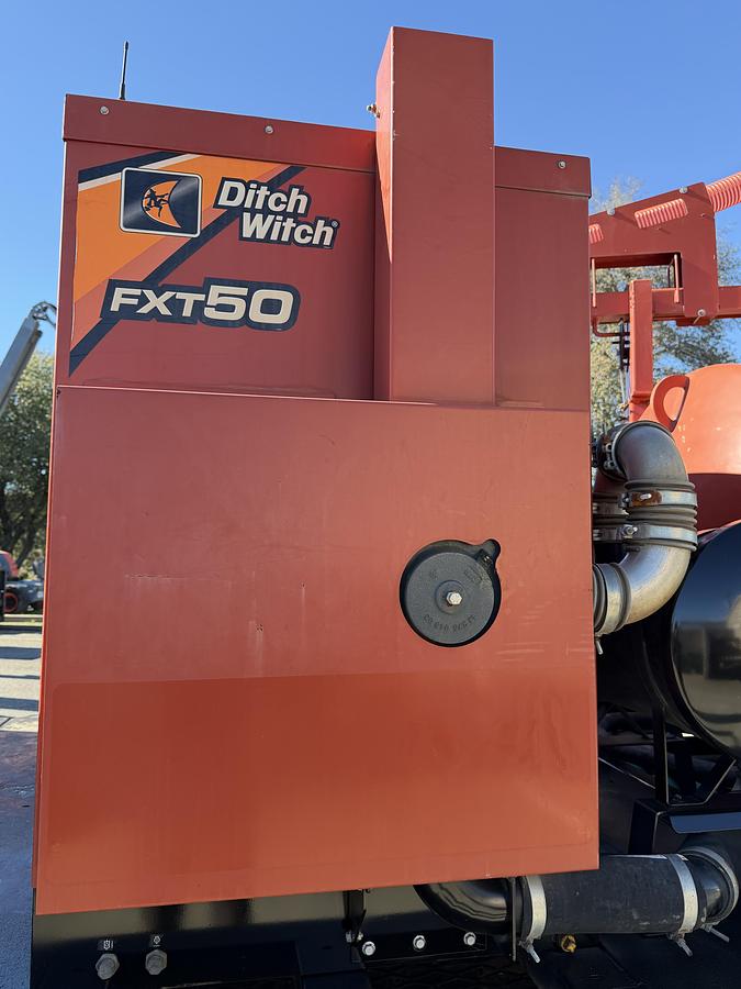 Used 2013 DITCH WITCH FXT-50