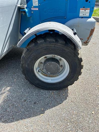 Used 2014 GENIE GTH-5519