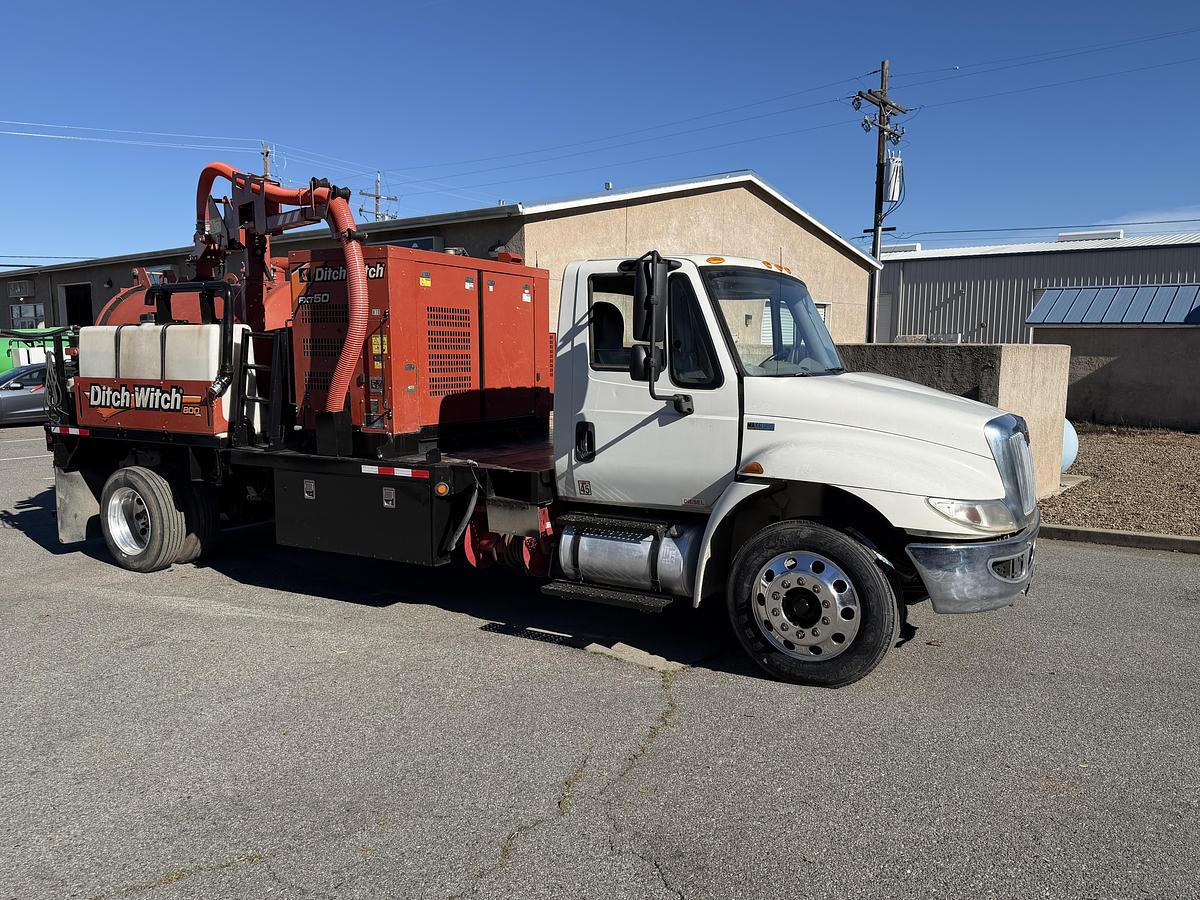 Used 2013 DITCH WITCH FXT-50