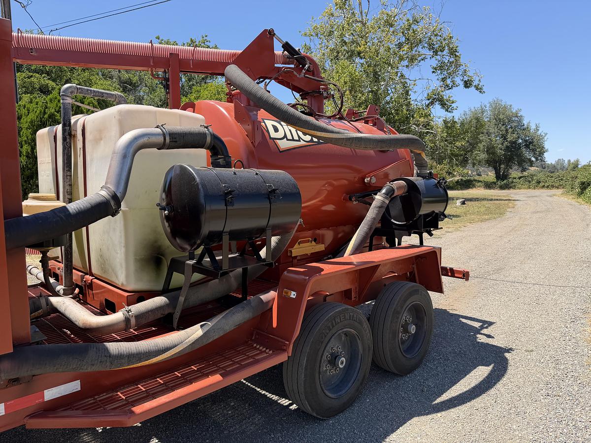 Used 2014 DITCH WITCH FX50