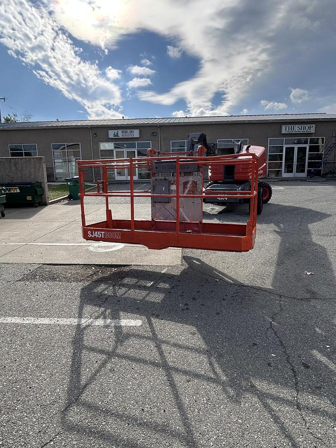 Used 2012 SKYJACK SJ45T