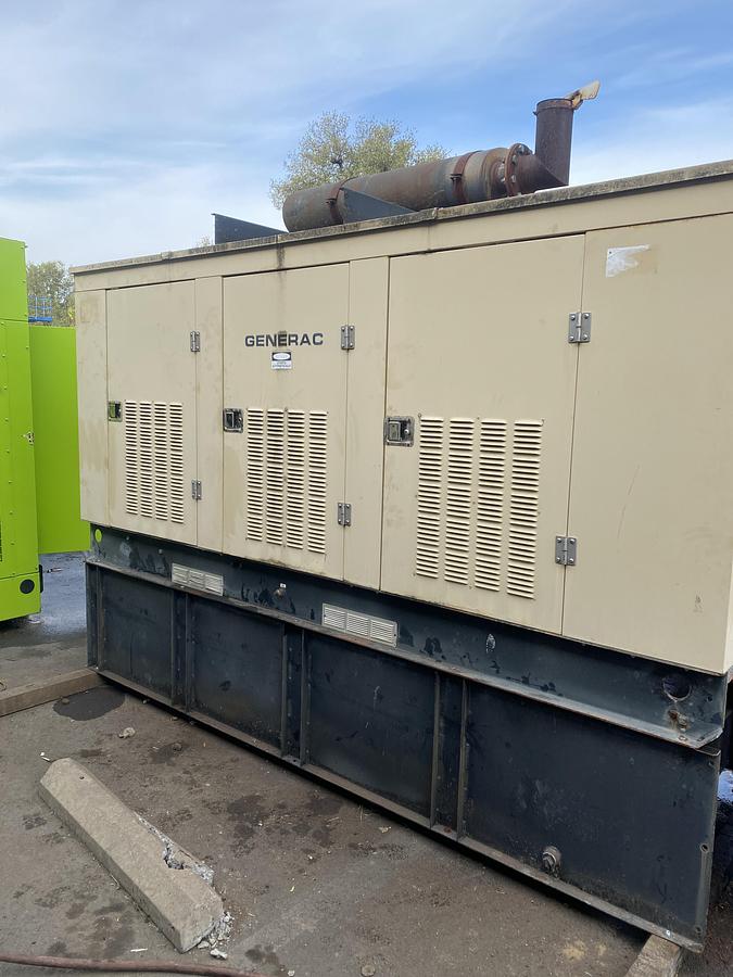 Used 1999 Generac 99AA03240-S