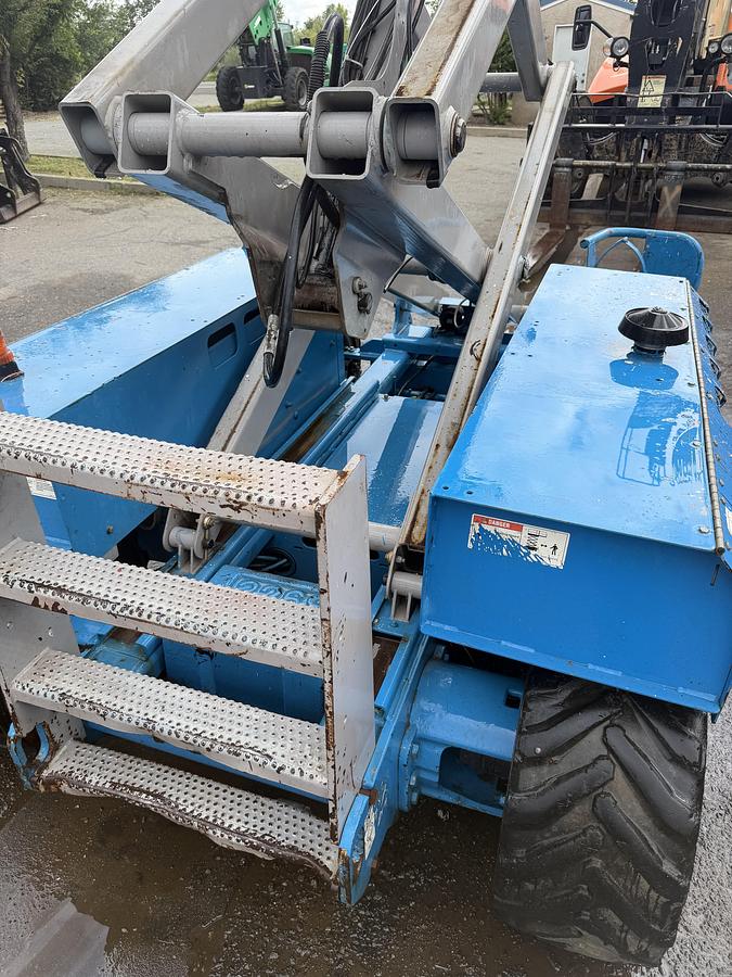 Used 2007 Genie GS 3268 RT