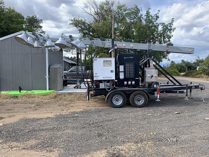 Used 16 LIGHT LARGE LIGHT TOWER