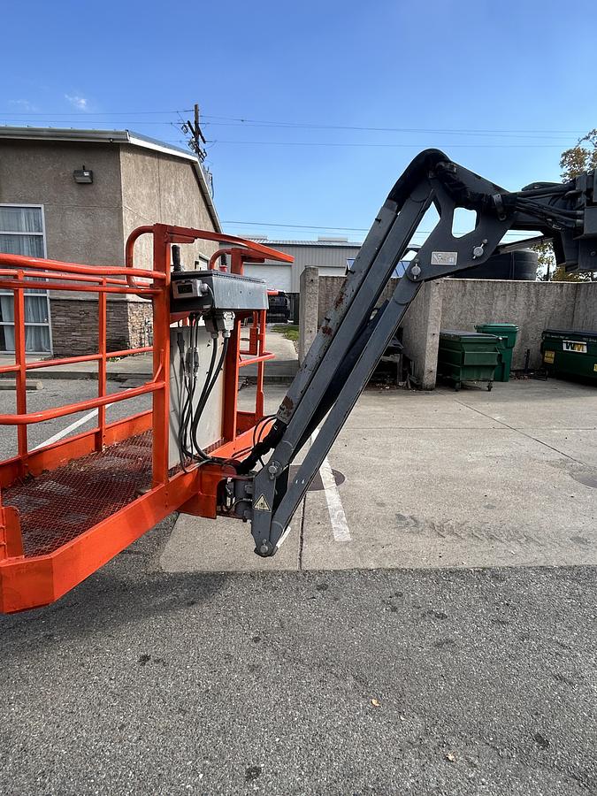 Used 2012 SKYJACK SJ45T