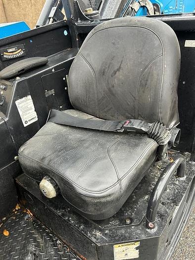 Used 2014 GENIE GTH-1056 TELEHANDLER REACH LIFT