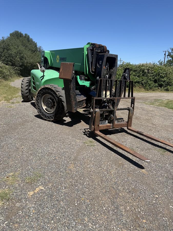 Used JLG G12-55A