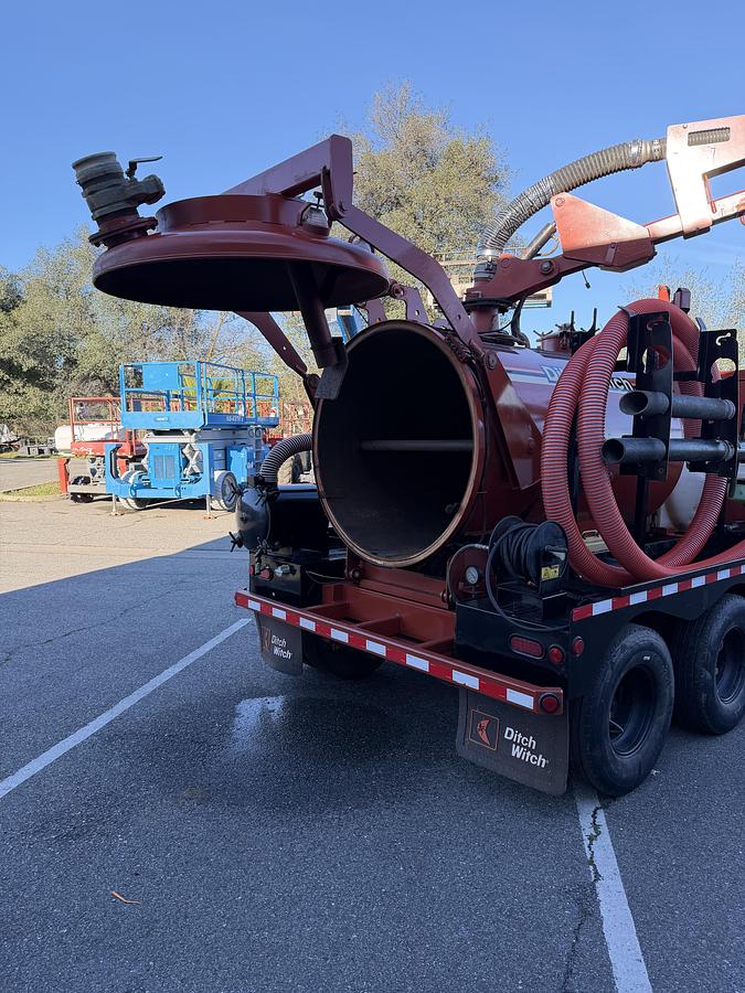 Used 2013 DITCH WITCH FX50