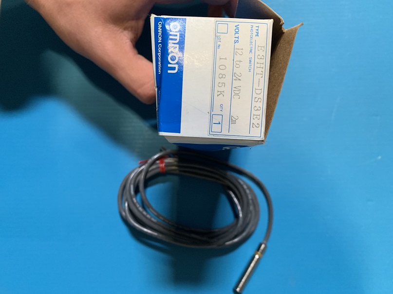Used Omron Photoelectric Switch E3HT-DS3E2