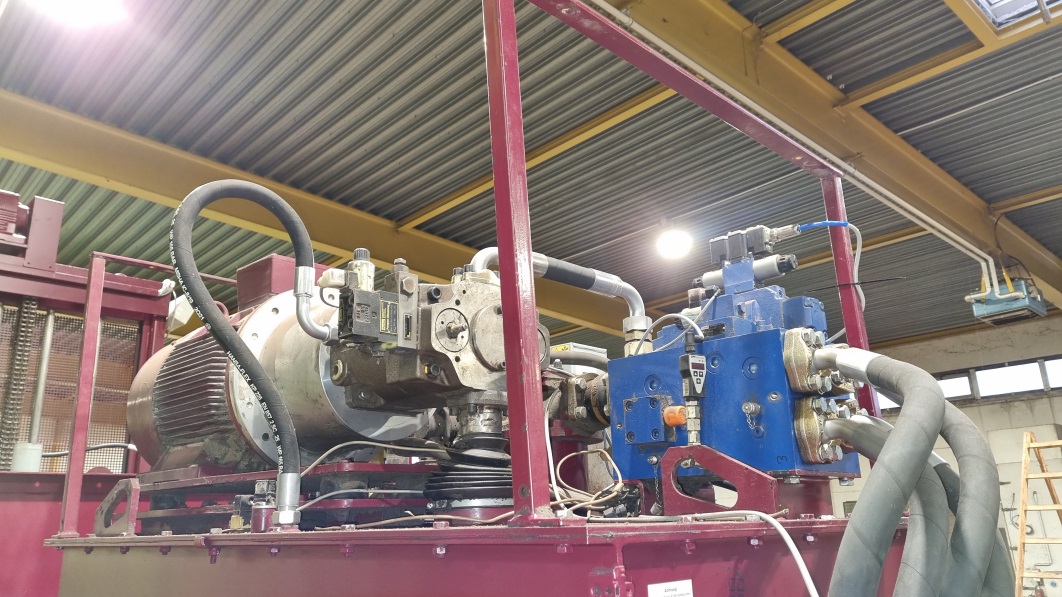 Refurbished Ballenpresse Avermann, Typ AVOS 1410M, Presskraft 70 t