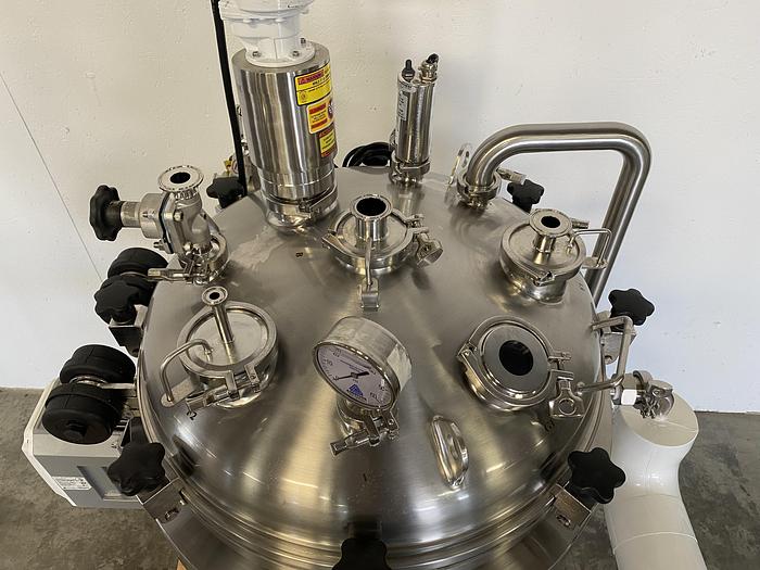 Used 2014 Allegheny Bradford 171 Liter Stainless Steel Jacketed Reactor 45 PSI w/ Agitator