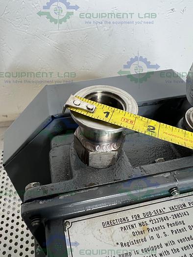 Used Welch  1402 DuoSeal Belt-Driven Rotary Vane Vacuum Pump 115/230V