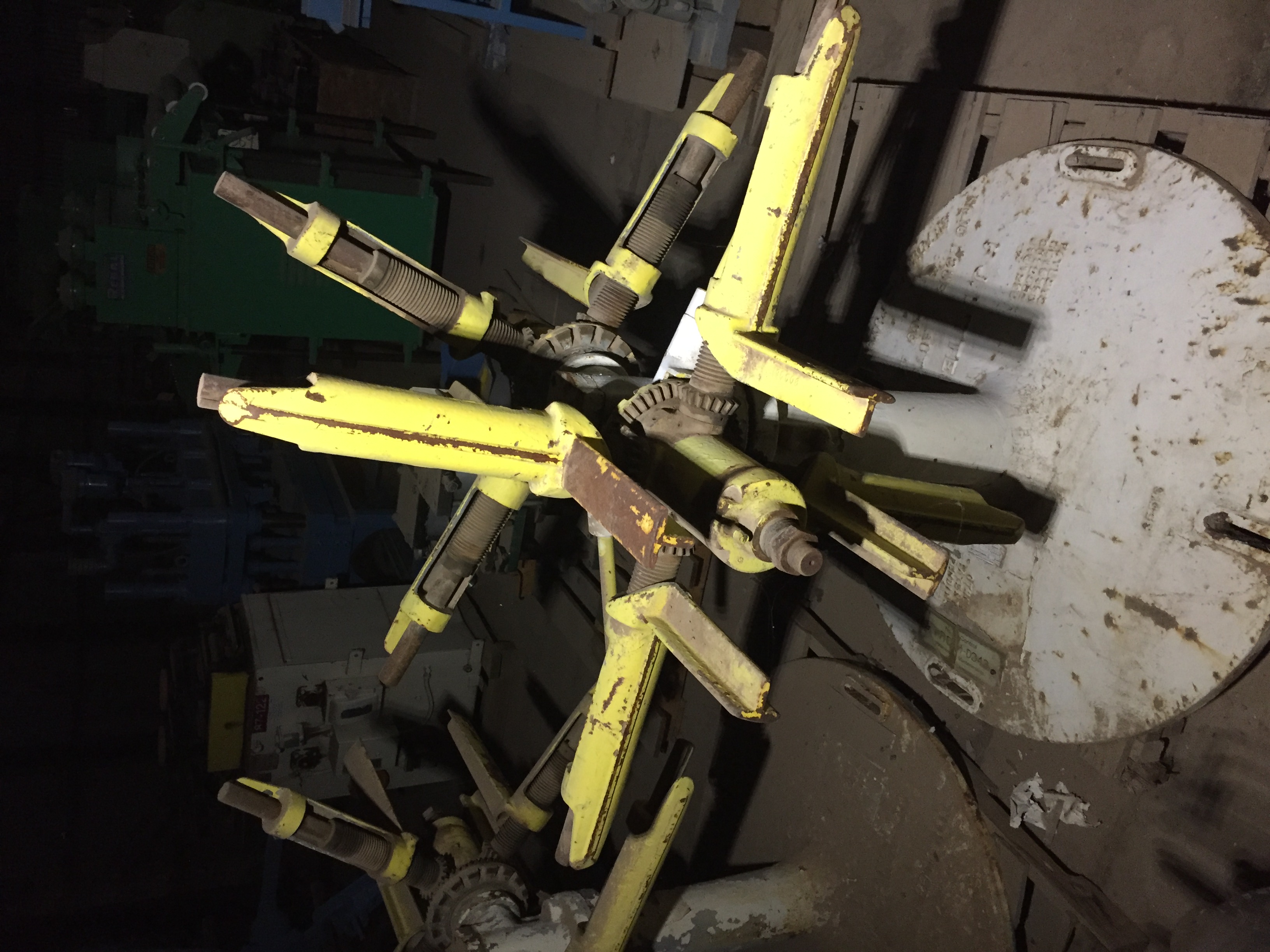 Used 1000 lb. Littel Dbl. End Coil Reel