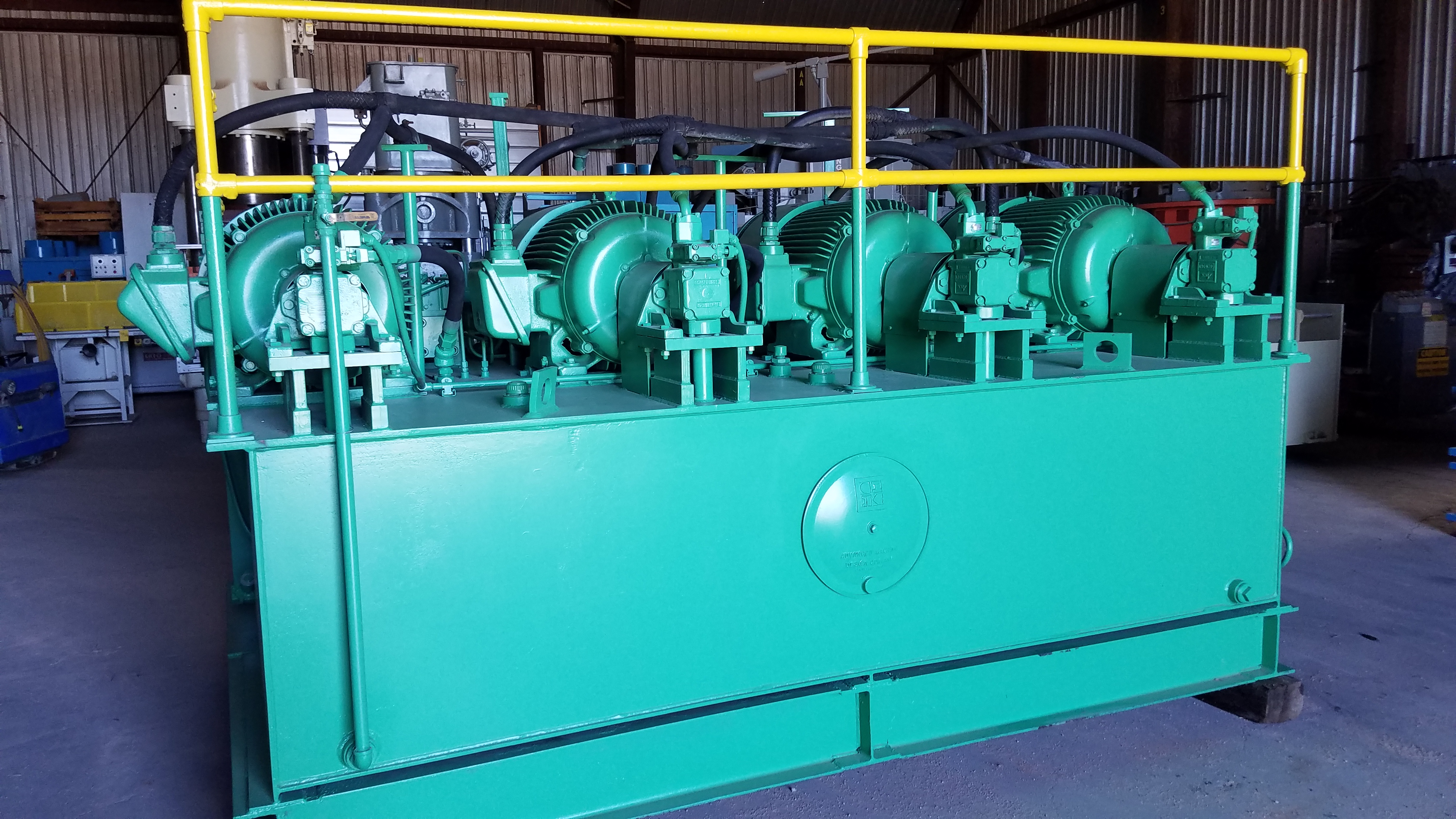 Used 250 Ton Advanced Machine Horiz. Hyd. Press