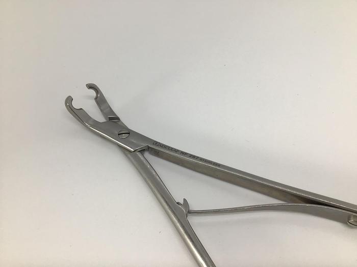 Used Forceps Screw Holding Plasmacup-S 220mm 