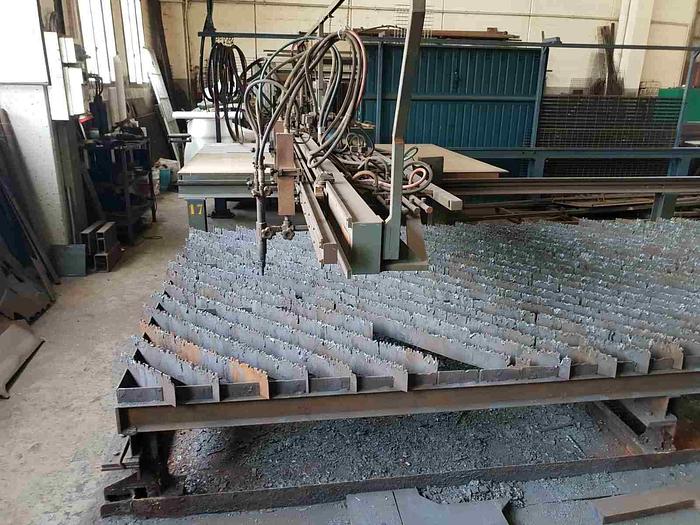 Used SOITAAB MINILINEA 2000 GAS CUTTING MACHINE