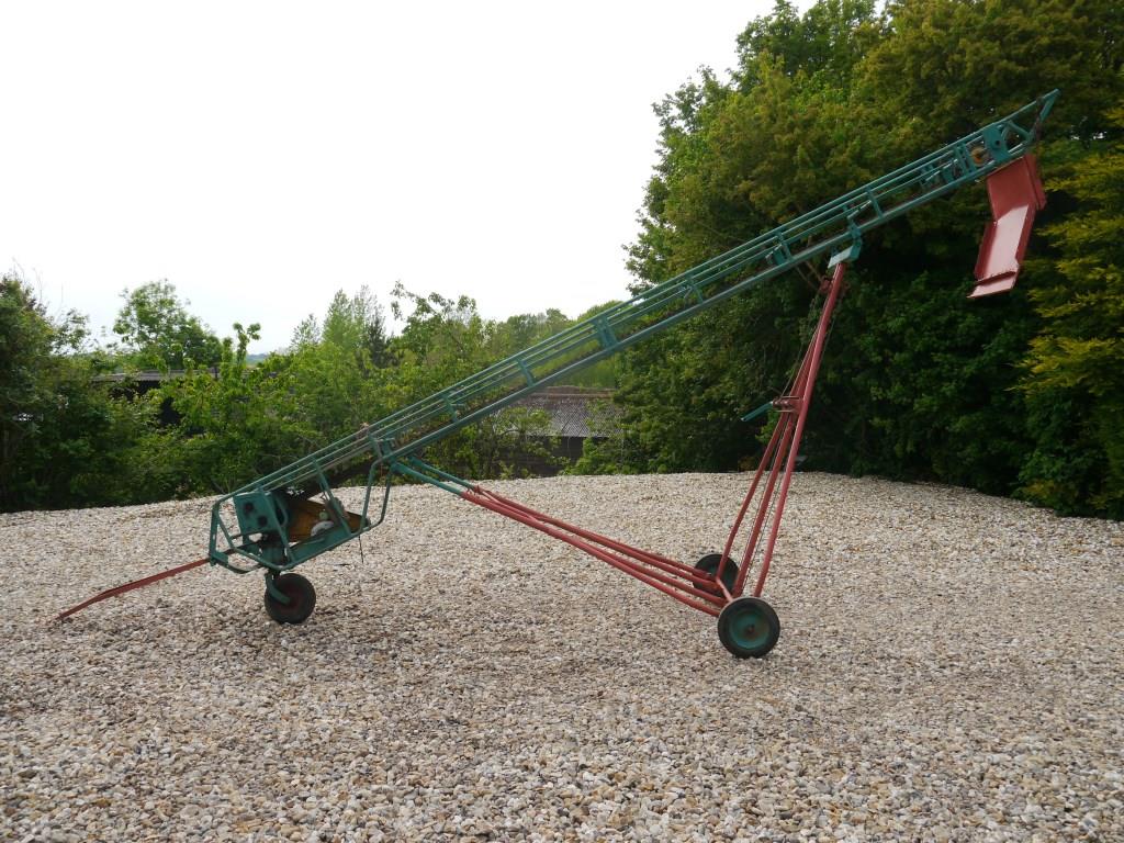 Used Gryphon Bale Elevator