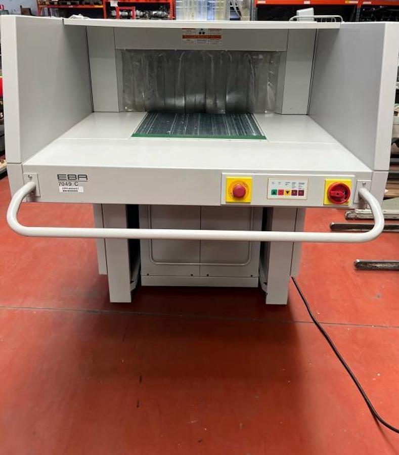 D'occasion 2000 EBA 7049C