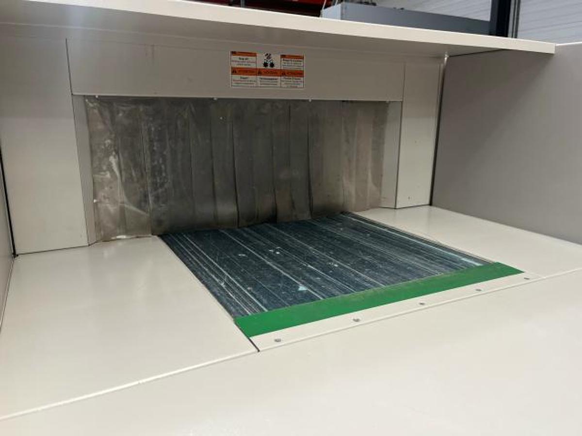 D'occasion 2000 EBA 7049C