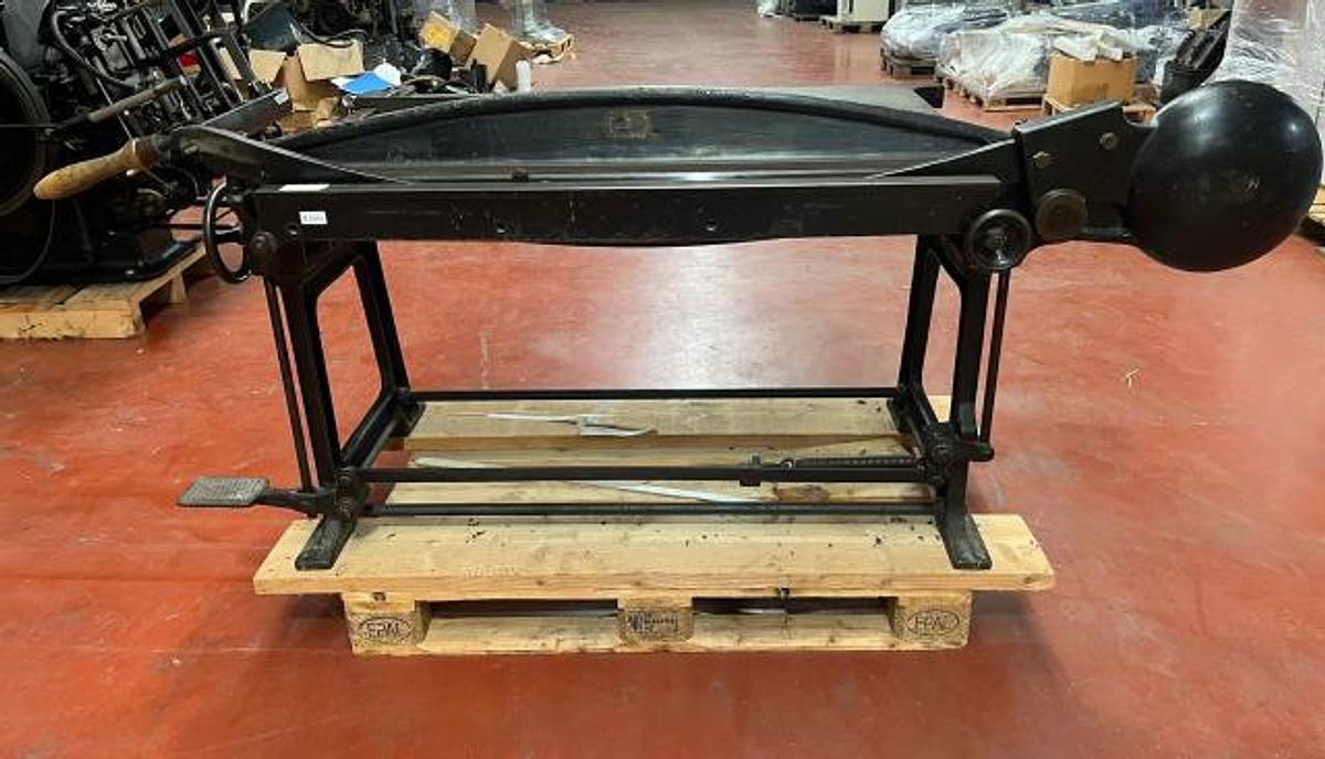 D'occasion cisaille à carton 120cm