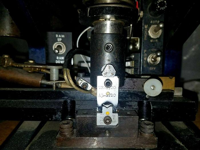 Used AMP Electric Component Stamping Crimping Machine