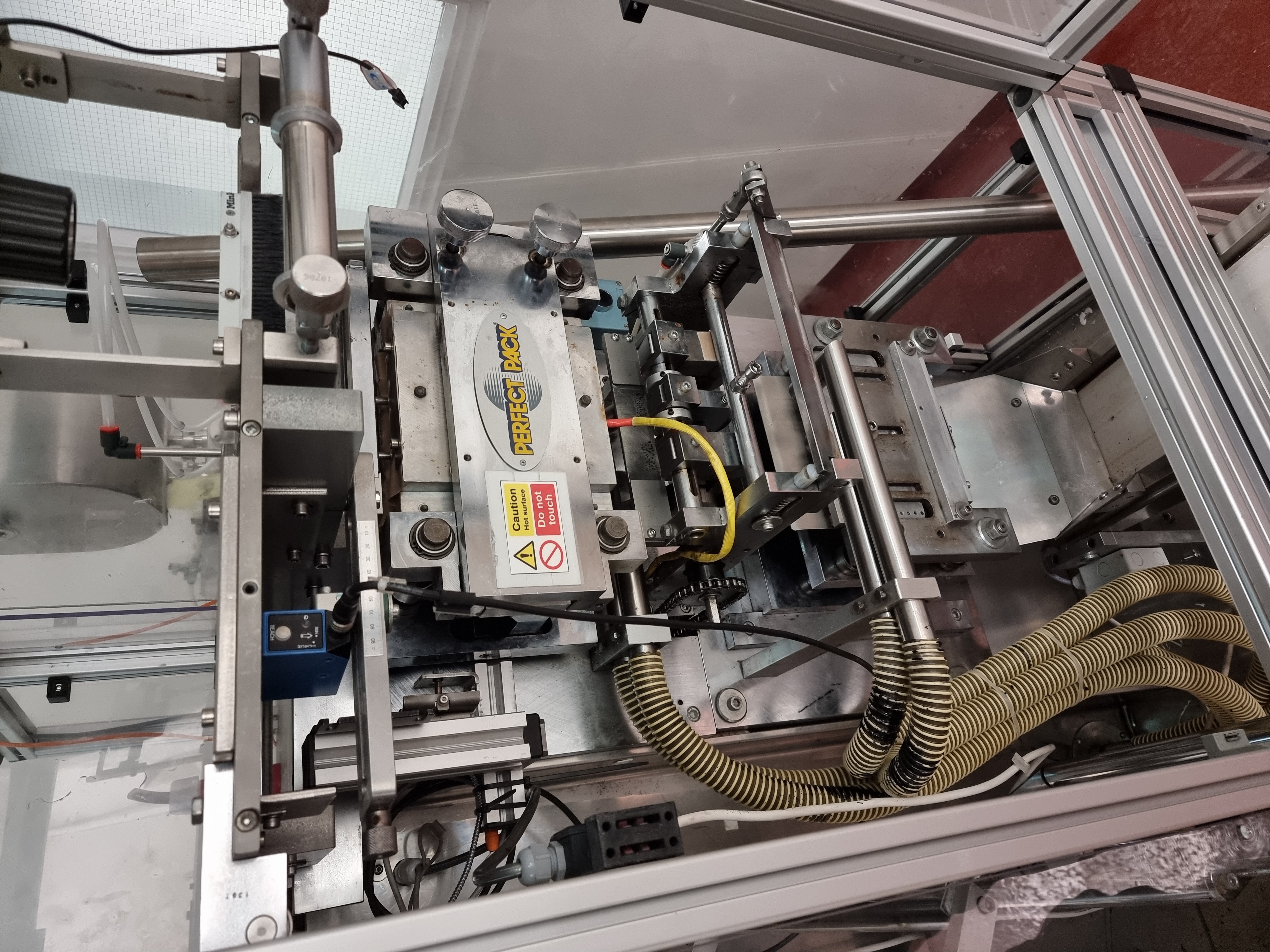 Used Universal Pack Beta SQ Universal Filling Machine