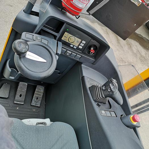 Used FORKLIFT JUNGHEINRICH ETC 214 -2014