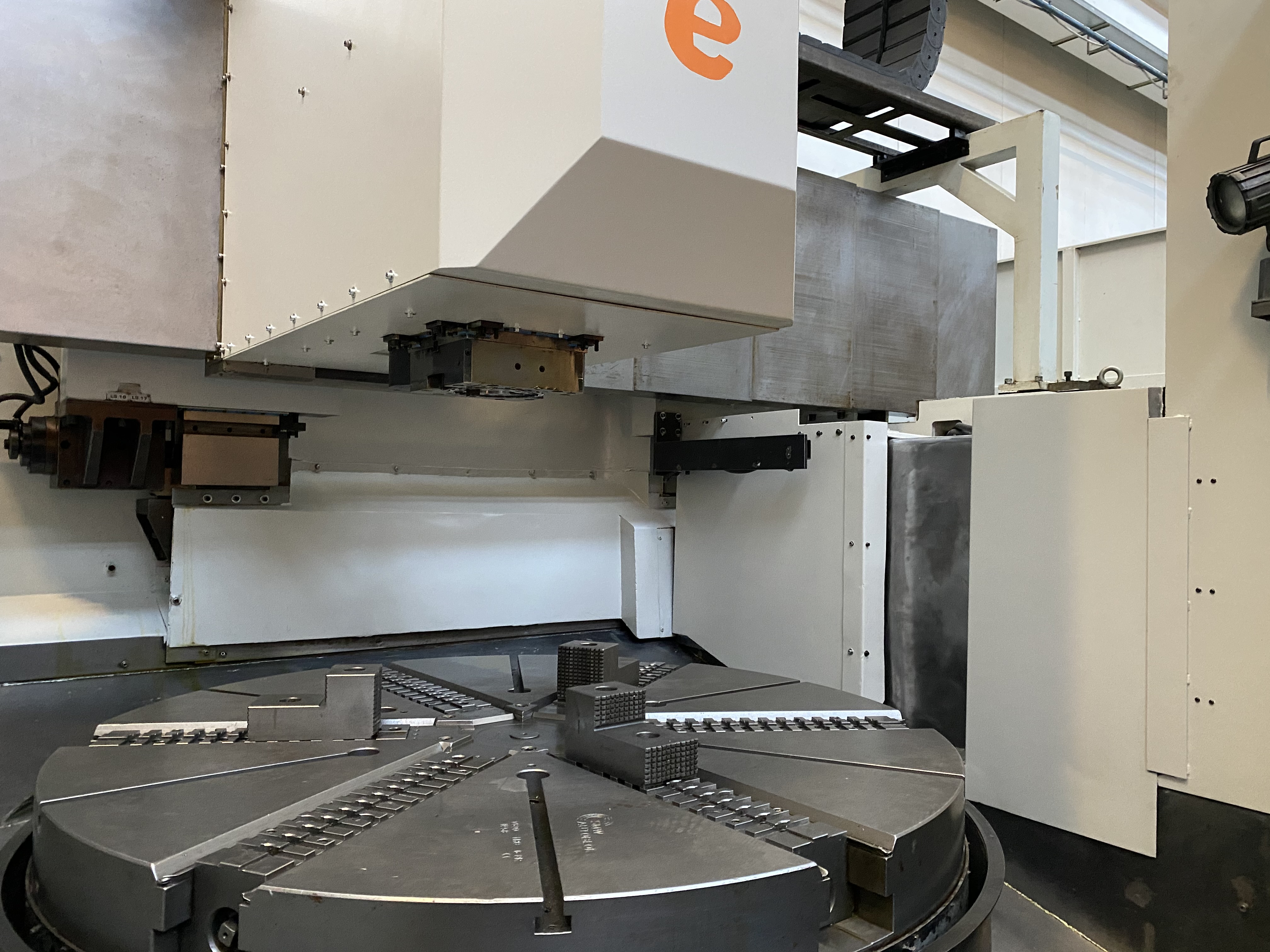 Refurbished 2007 Yu-Shine VL-1600 ATC+C