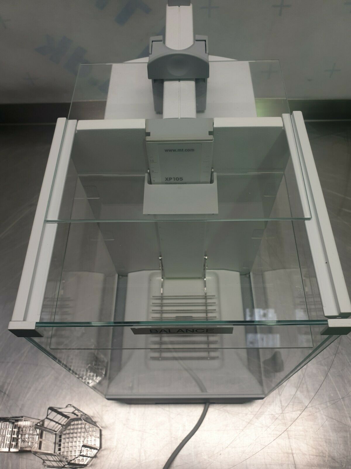 Gebraucht Mettler Toledo XP105DR Analysenwaage | d=0,01mg / 0,1mg | Delta-Bereich