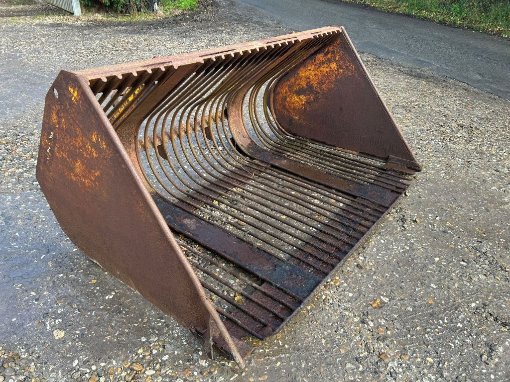 Used Sugarbeet Bucket