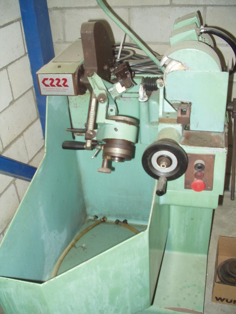 Usado 1985 AVYAC C 222 Afiladoras #2576