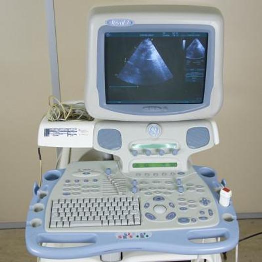 Gebraucht ECHOCARDIOGRAPHE GENERAL ELECTRIC GE VIVID 7 AVEC SONDE CARDIAQUE 3S
