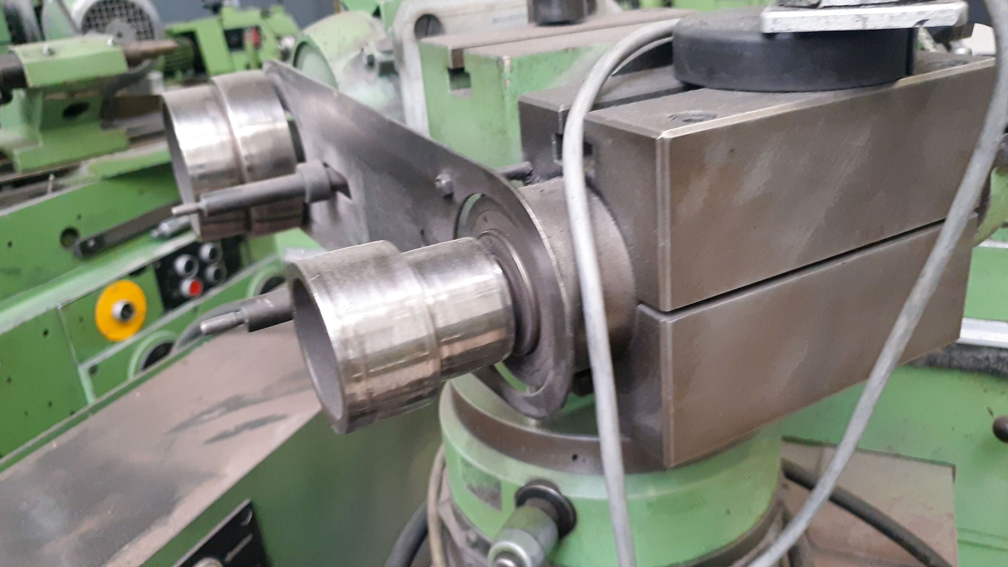 Used Schutte WU32 - Grinding - 1983 