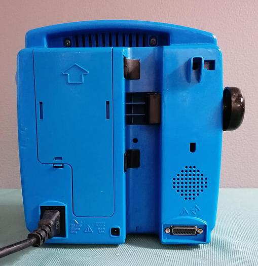 Used DINAMAP PRO 400V2