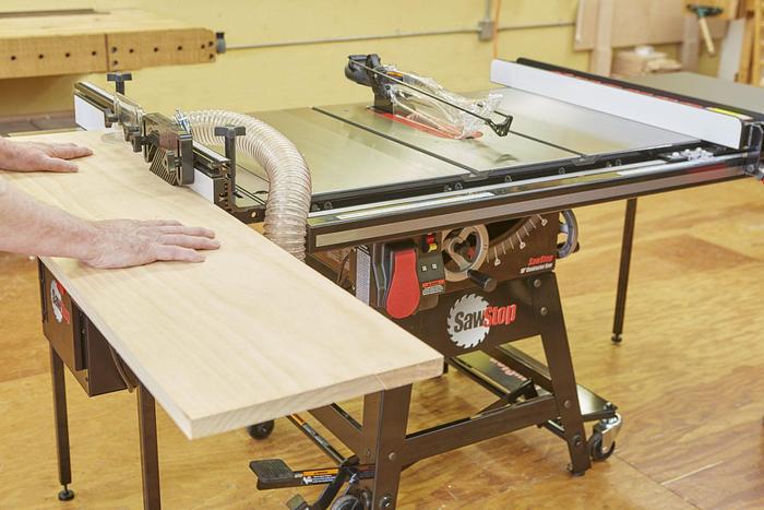 SawStop 1-3/4HP 1PH 110-120V Contractor Saw with 52" Pro T-Glide Fence System