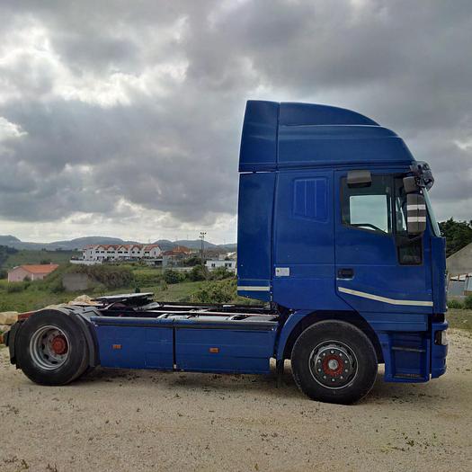 Usado 2001 IVECO Eurostar 440E43 tractor unit