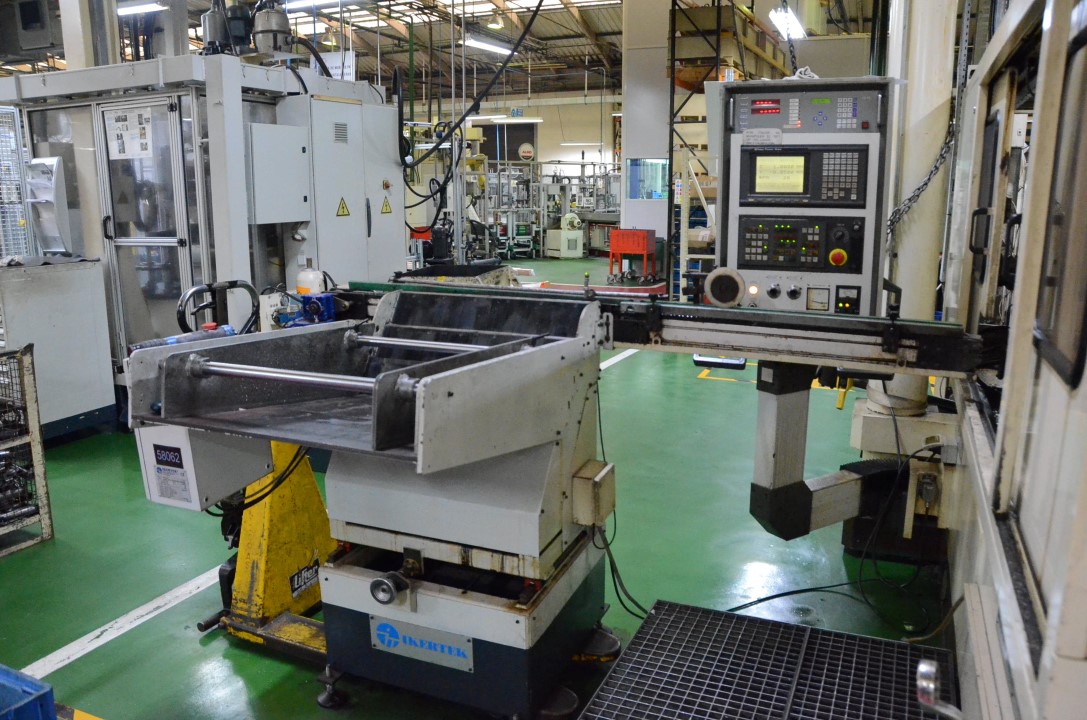 Usado 2000 ESTARTA 327 CNC Rectificadoras sin centros #4434