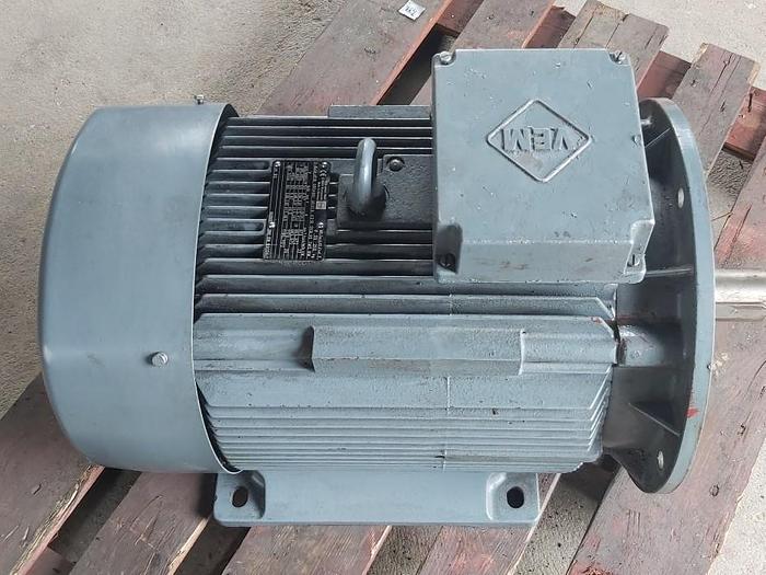 Gebraucht Elektromotor mit Flansch und Fuss, K21R 200LX6 TWS HW, 22KW, 965 rpm, VEM, gebraucht