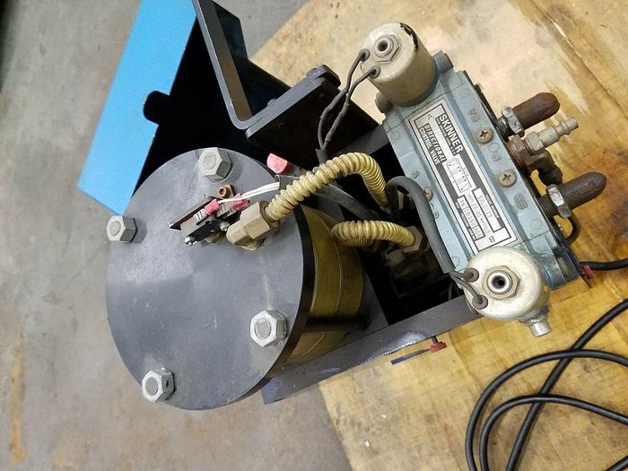 Used Electric Pneumatic Terminal Crimping Machine AMP Wire Crimp