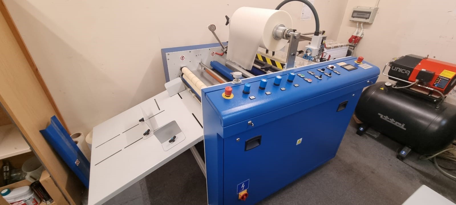 D&K Europa Laminator Glendale Presentation Solutions