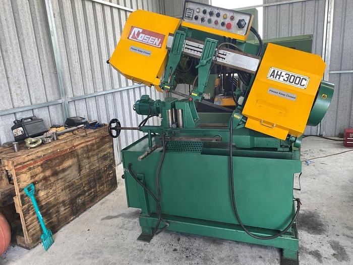 Used 1996 Cosen AH-300C Automatic Bandsaw