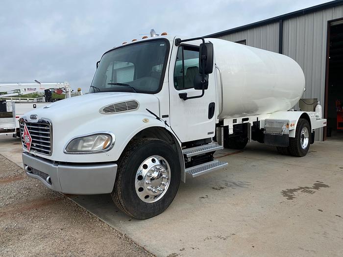 Used 2005 FREIGHTLINER BUSINESS CLASS M2 106 for Sale in Lincolnton