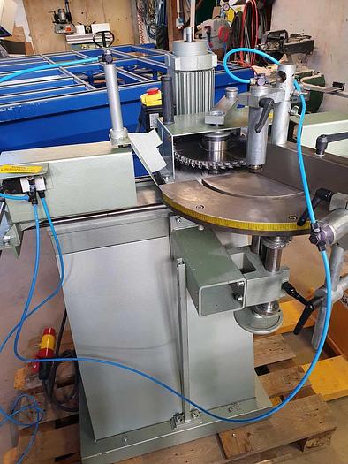 Used 2007 Graule  GRAULE end milling machines type AKF 6/250