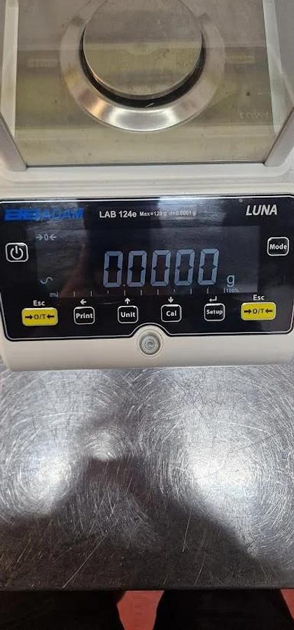 Used Adam Equipment Luna 124E Analytical Balance Scale