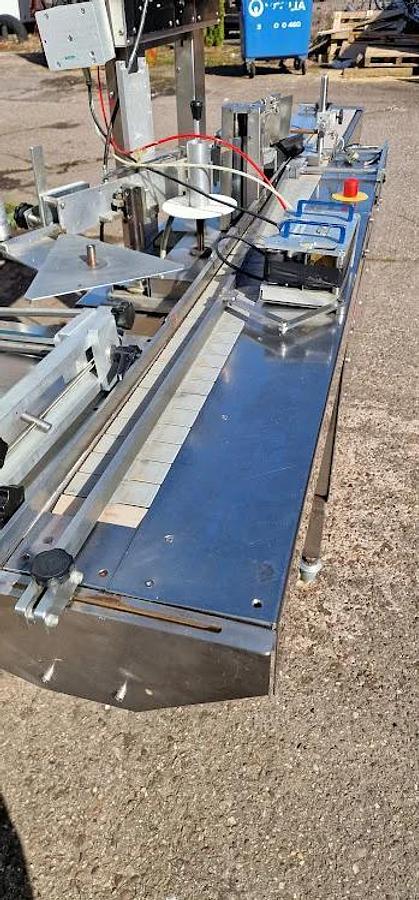 Used Newman Labeling Conveyor